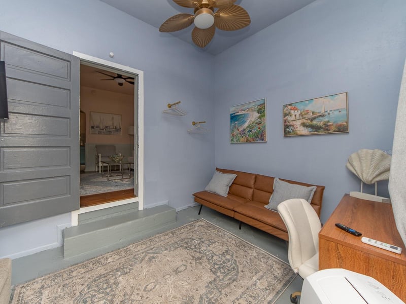 2938 Beach Blvd S, Gulfport, FL 33707