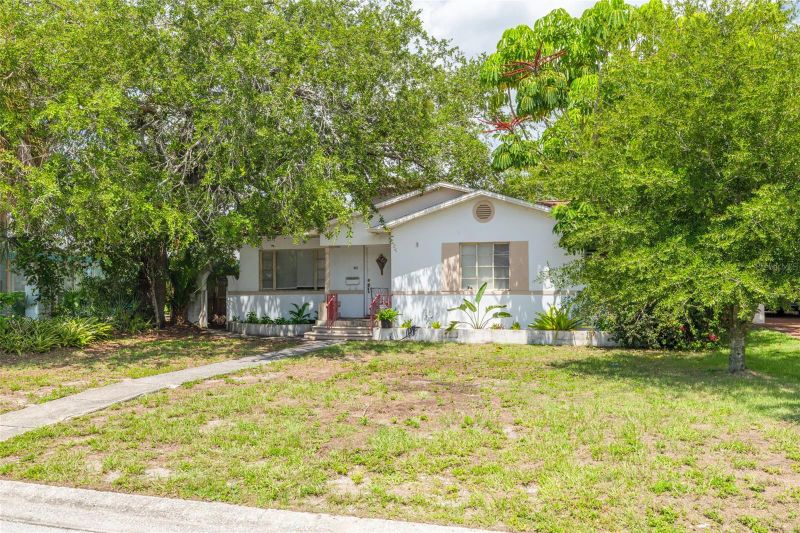 301 24th Ave N, St Petersburg, FL 33704