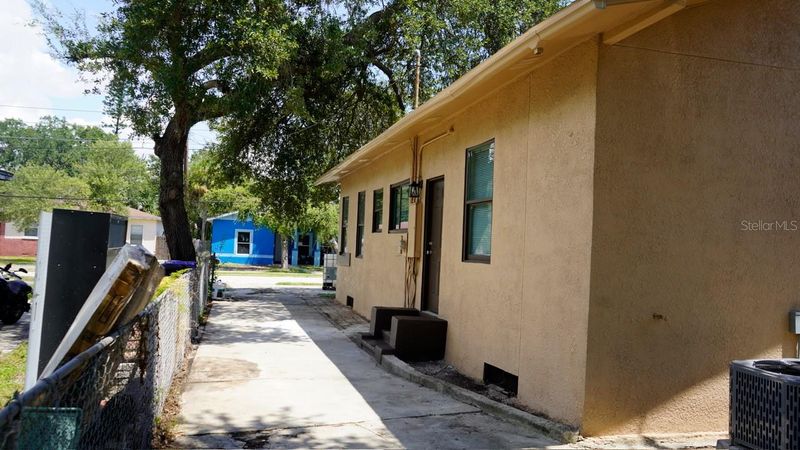 650 30th Ave S, St Petersburg, FL 33705