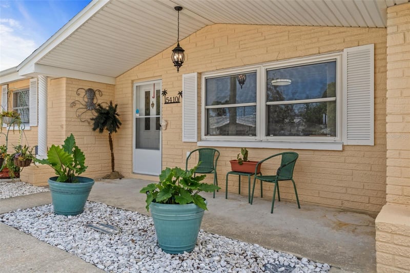 5410 Flora Ave, Holiday, FL 34690