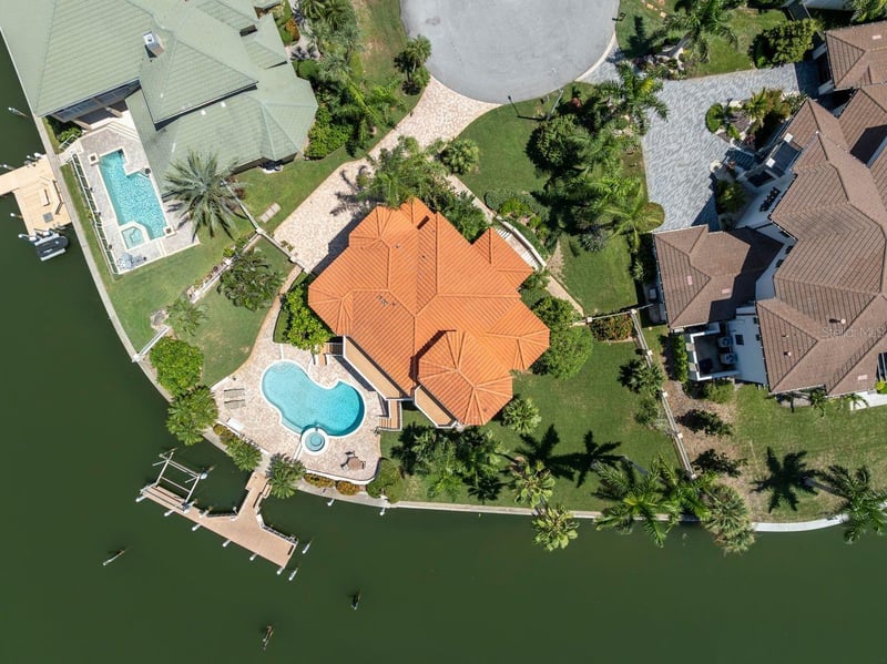 205 6th St E, Tierra Verde, FL 33715