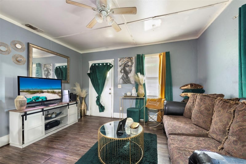 1535 Preston St S, St Petersburg, FL 33712