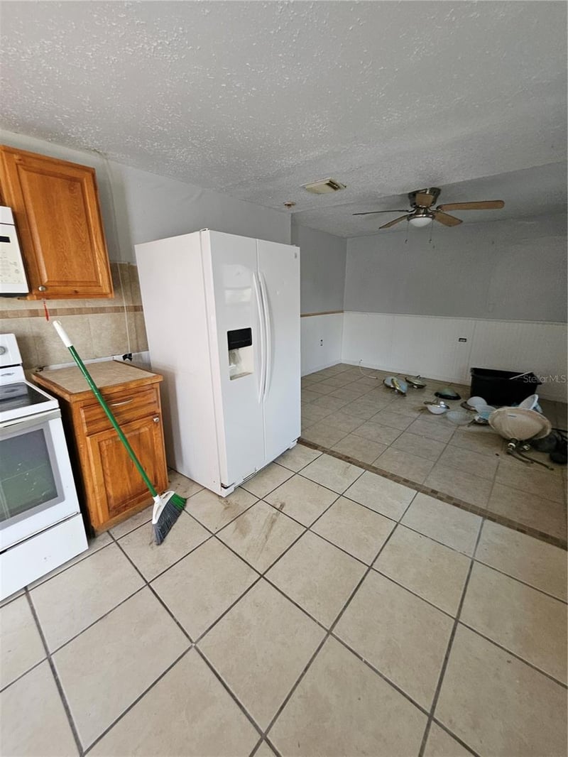 7810 Boca Ciega Dr, St Pete Beach, FL 33706