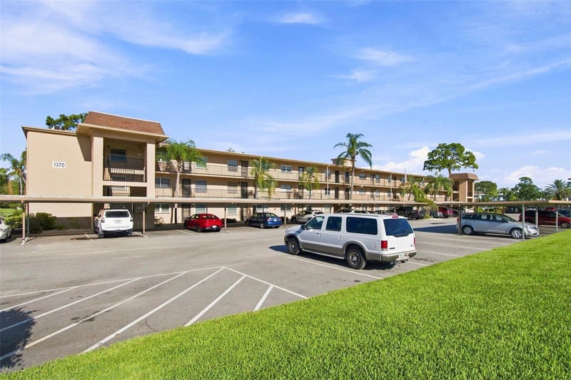 1370 Heather Ridge Blvd #104, Dunedin, FL 34698