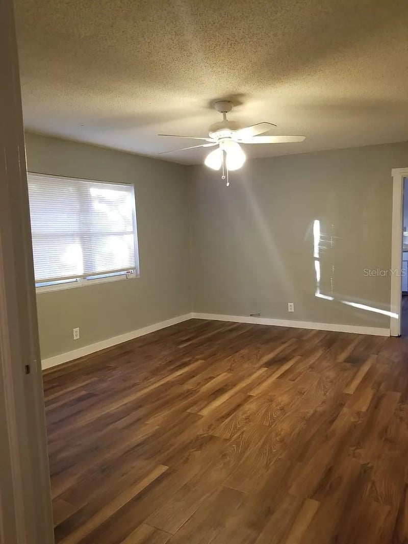 1410 E Annie St, Tampa, FL 33612