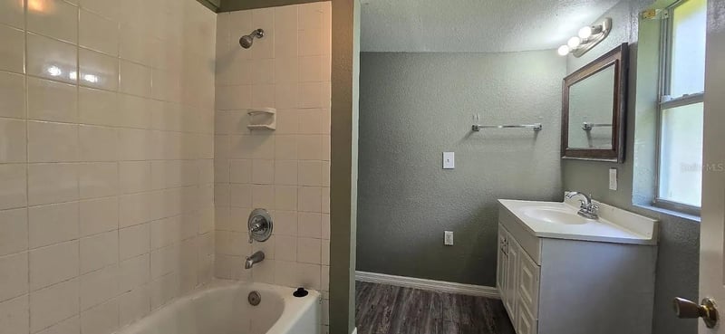 3807 N 53rd St, Tampa, FL 33619
