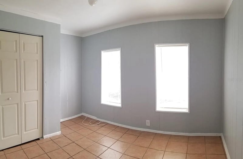 2501 N 54th St, Tampa, FL 33619