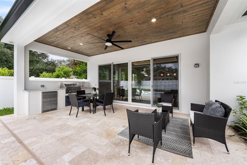726 Golfview St, Orlando, FL 32804
