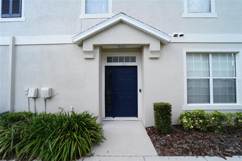 2328 Tanbark Ridge Pl, Plant City, FL 33563