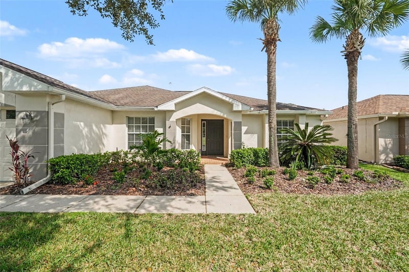 10223 Collar Dr, San Antonio, FL 33576