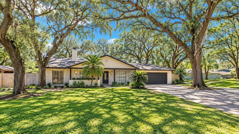 7405 Williams Rd, Seffner, FL 33584
