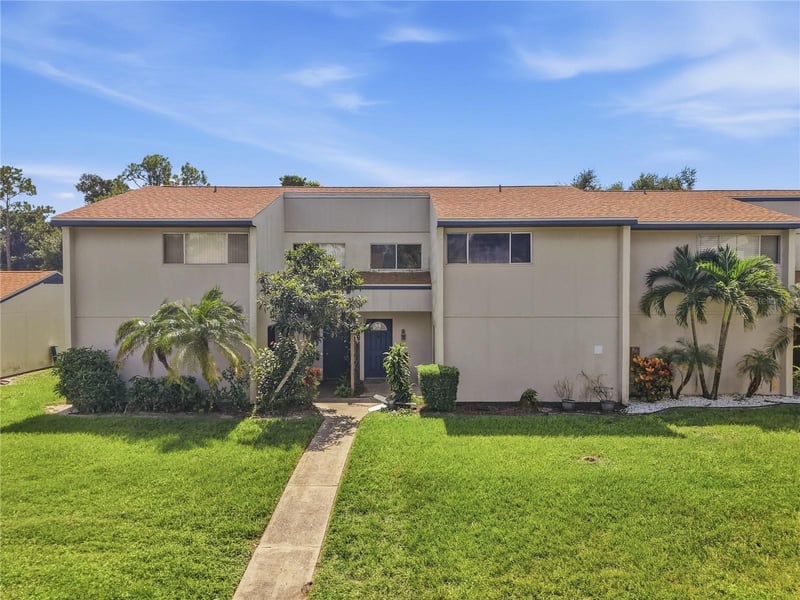 912 Byron Ln #912, Sarasota, FL 34243
