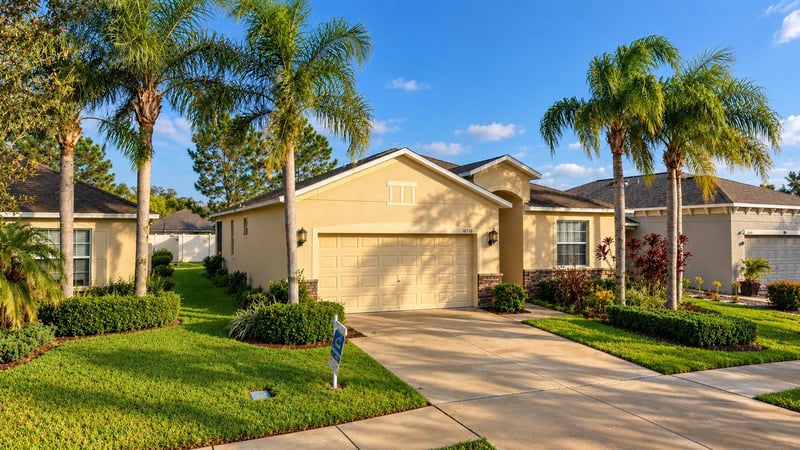 16716 Myrtle Sand Dr, Wimauma, FL 33598