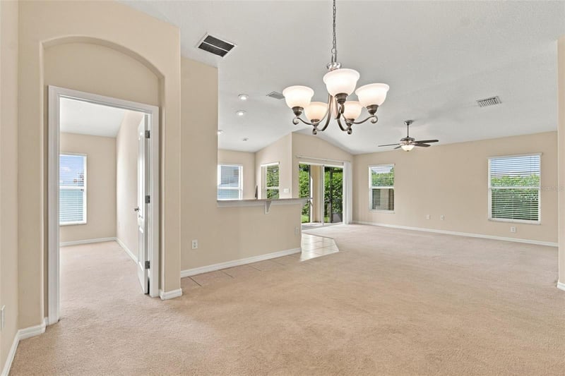 10603 Liberty Bell Dr, Tampa, FL 33647