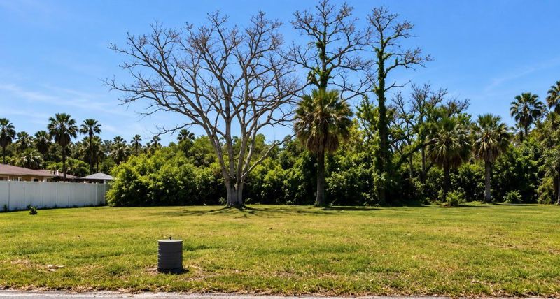 7653 Pier Rd, Port Richey, FL 34668