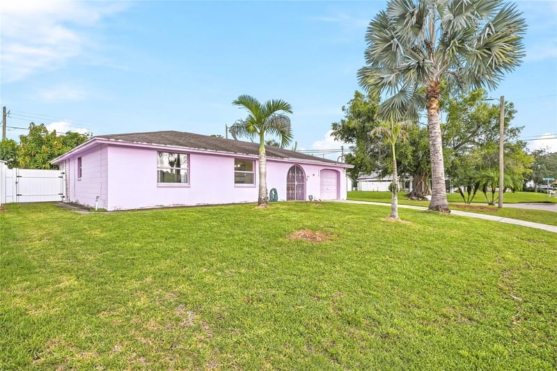 3118 River Cove Dr, Tampa, FL 33614