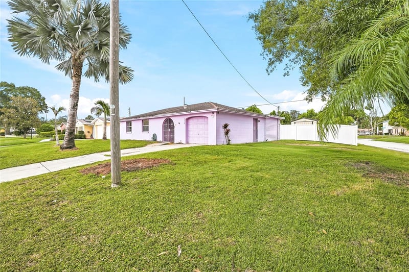 3118 River Cove Dr, Tampa, FL 33614