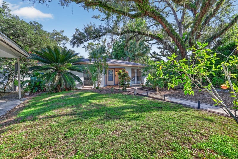 317 W Comanche Ave, Tampa, FL 33604