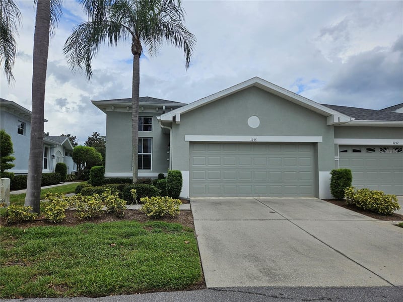 1215 Lyndhurst Greens Dr #.000, Sun City Center, FL 33573