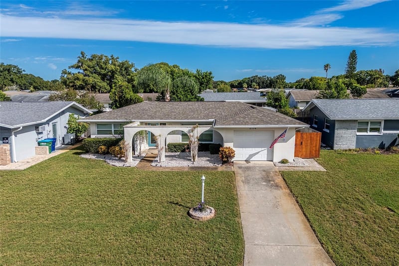2174 Scotland Dr, Clearwater, FL 33763