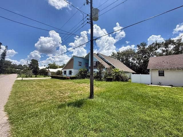 4611 9th St E, Ellenton, FL 34222