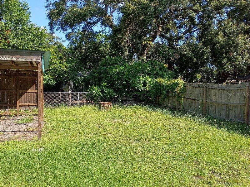1307 New York Ave, Dunedin, FL 34698