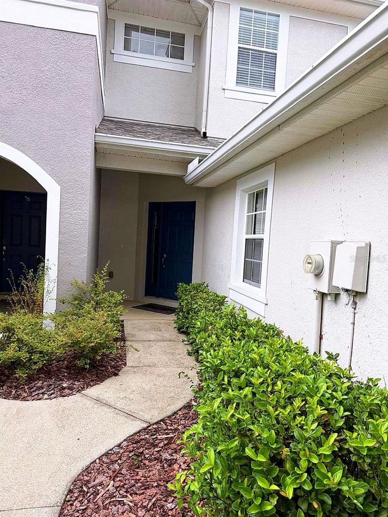 10306 Stone Moss Ave, Tampa, FL 33647