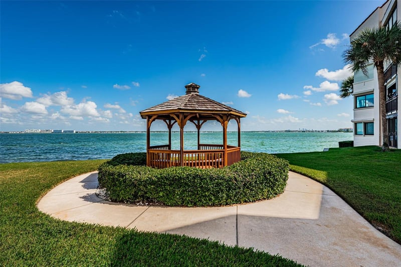 5541 Puerta Del Sol Blvd S #313, St Petersburg, FL 33715