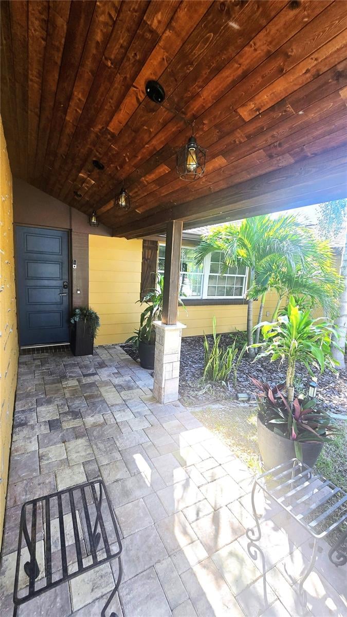 3532 Overland Dr, Holiday, FL 34691