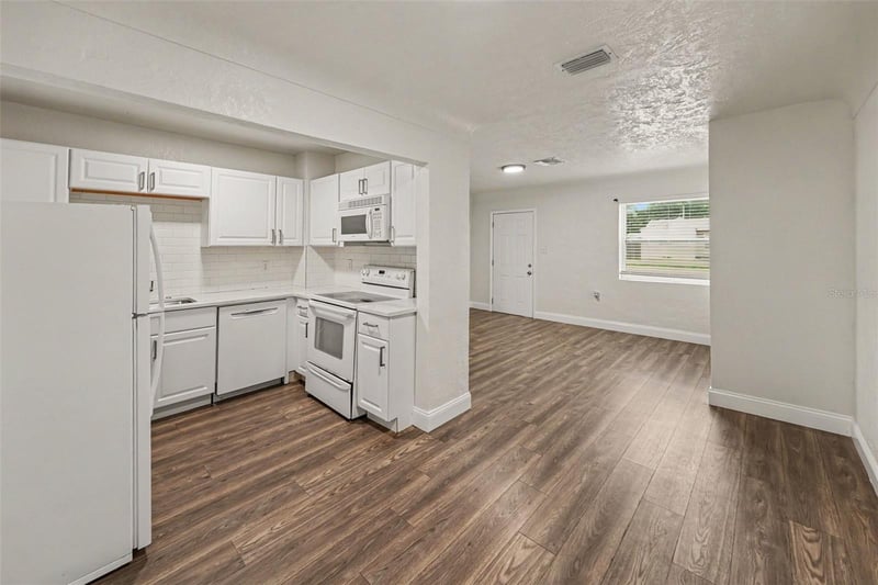 2140 22nd Ave N, St Petersburg, FL 33713