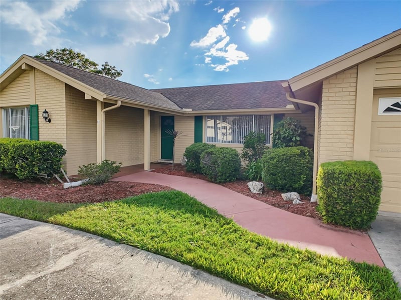 12205 Silk Oak Ln, Hudson, FL 34667