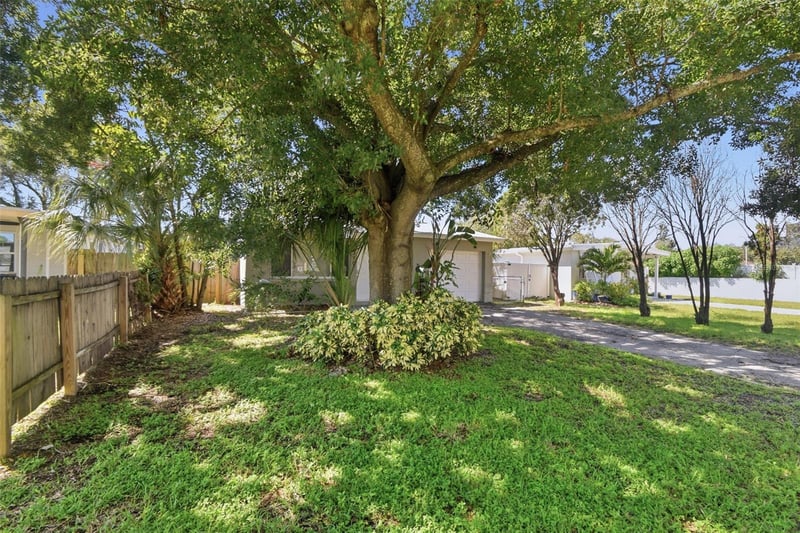 310 93rd Ave N, St Petersburg, FL 33702