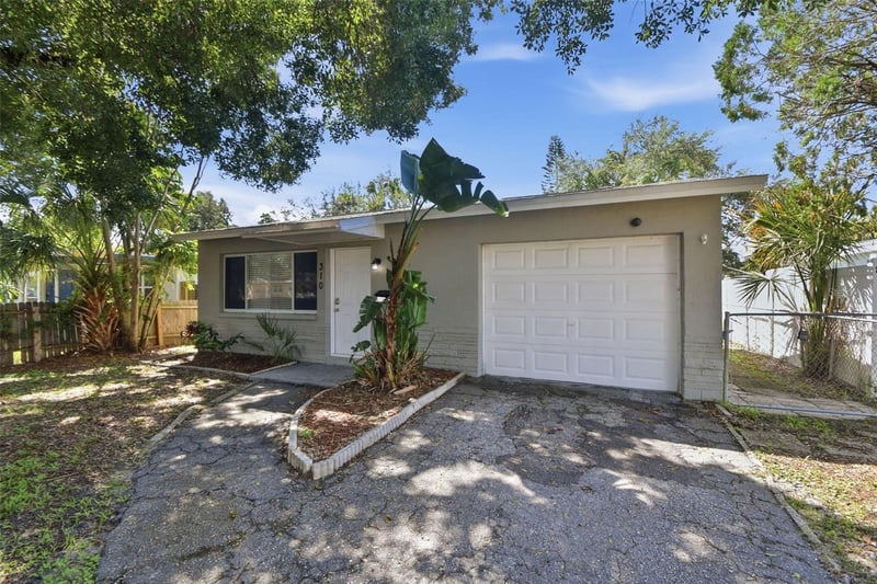 310 93rd Ave N, St Petersburg, FL 33702