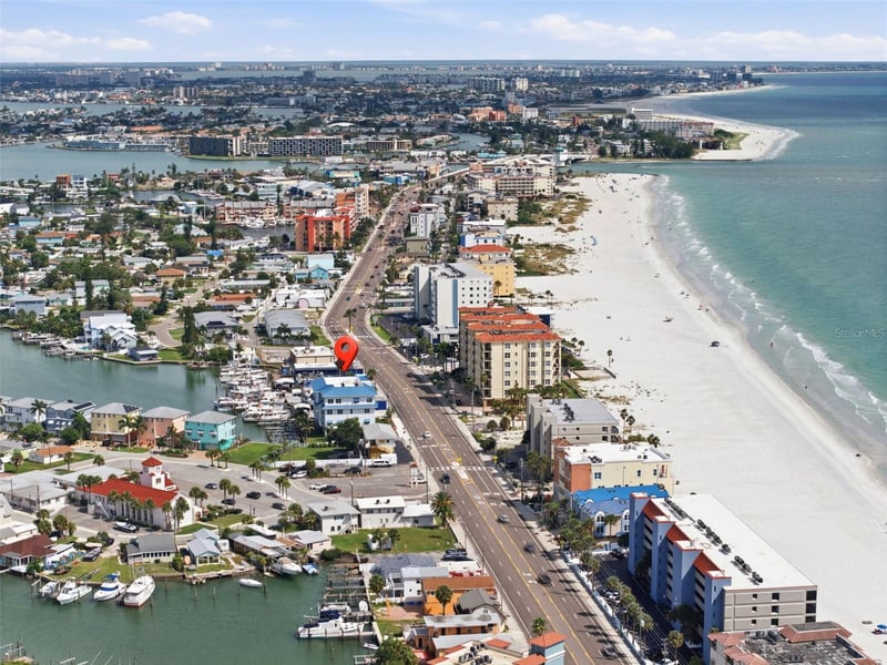 13655 Gulf Blvd #302, Madeira Beach, FL 33708