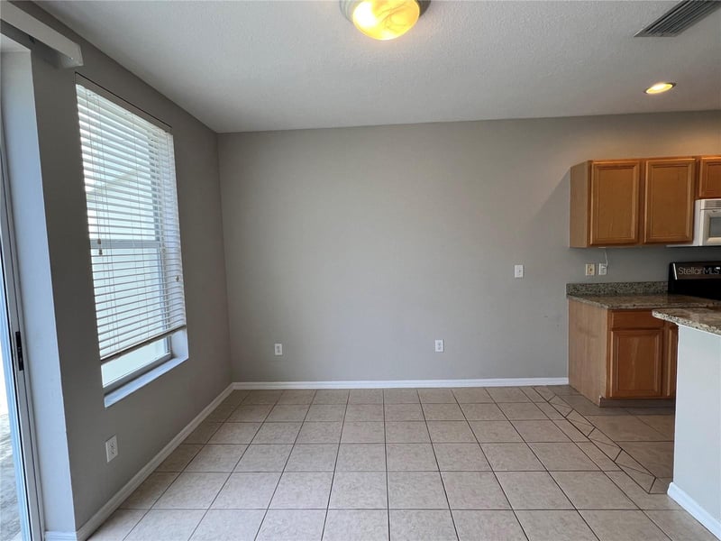 10008 Tate Ln, Tampa, FL 33626