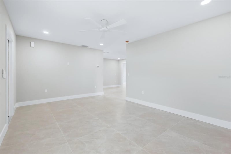 3021 14th St E, Bradenton, FL 34208