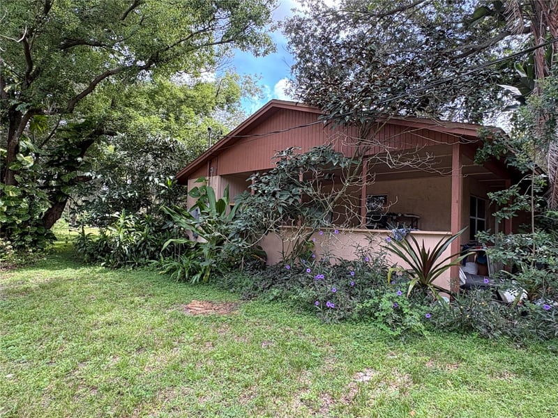 102 13th St SE, Ruskin, FL 33570