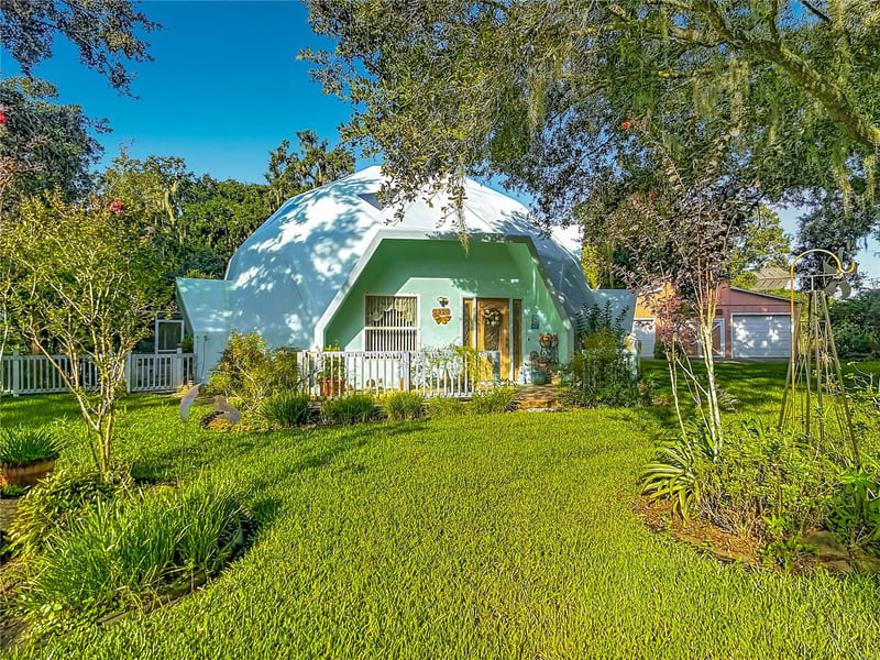 2320 Bogaert Rd, Dover, FL 33527