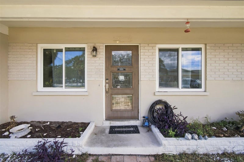 1604 1st St, Indian Rocks Beach, FL 33785