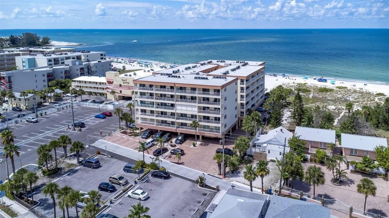 13000 Gulf Blvd #211, Madeira Beach, FL 33708