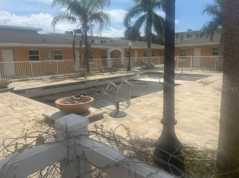 600 68th Ave, St Petersburg, FL 33706