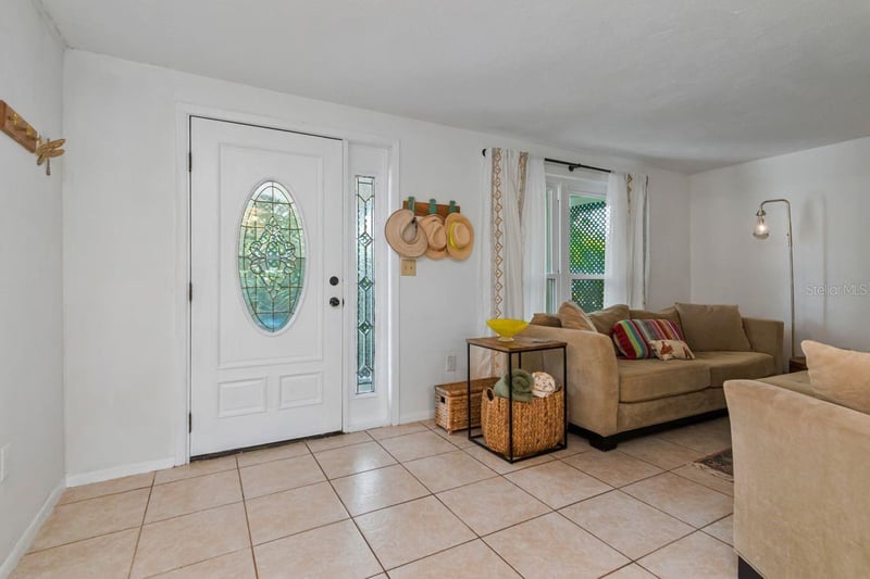 11005 Harding Dr, Port Richey, FL 34668