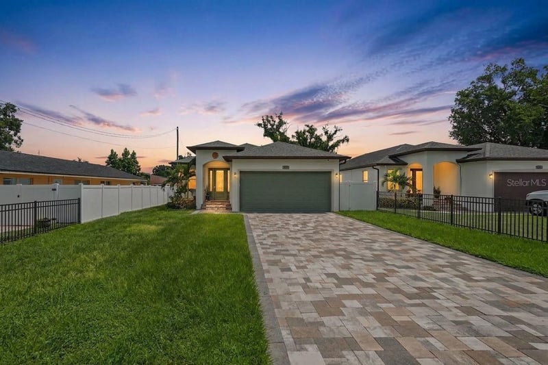 8307 N Gomez Ave, Tampa, FL 33614