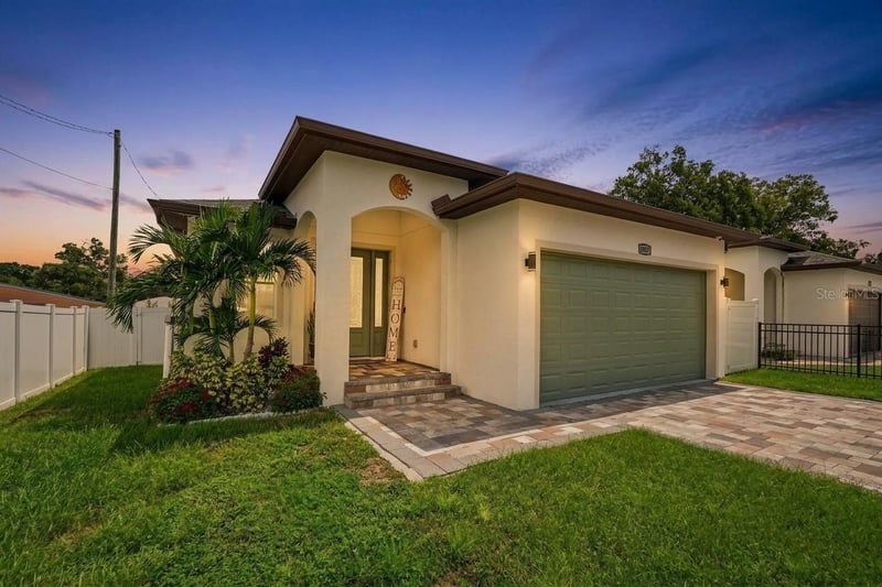 8307 N Gomez Ave, Tampa, FL 33614
