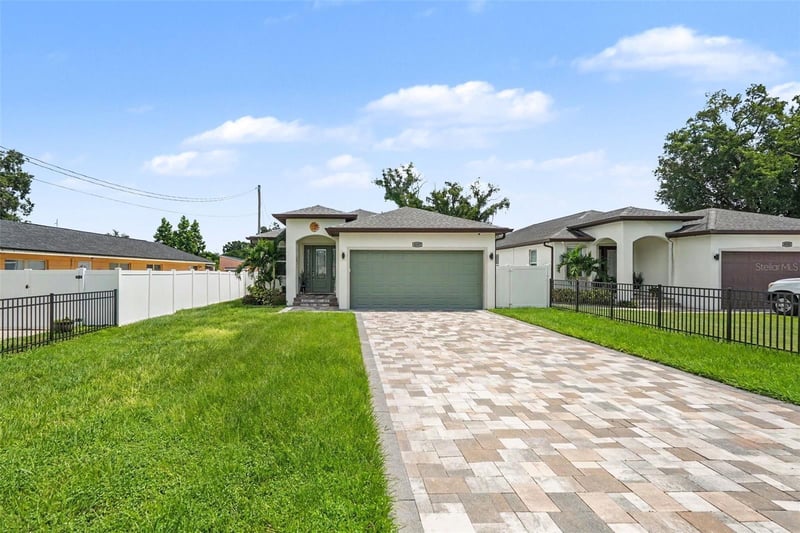 8307 N Gomez Ave, Tampa, FL 33614