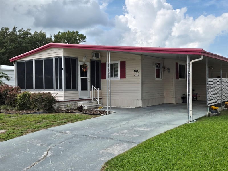 6245 Quality Ln, Zephyrhills, FL 33542