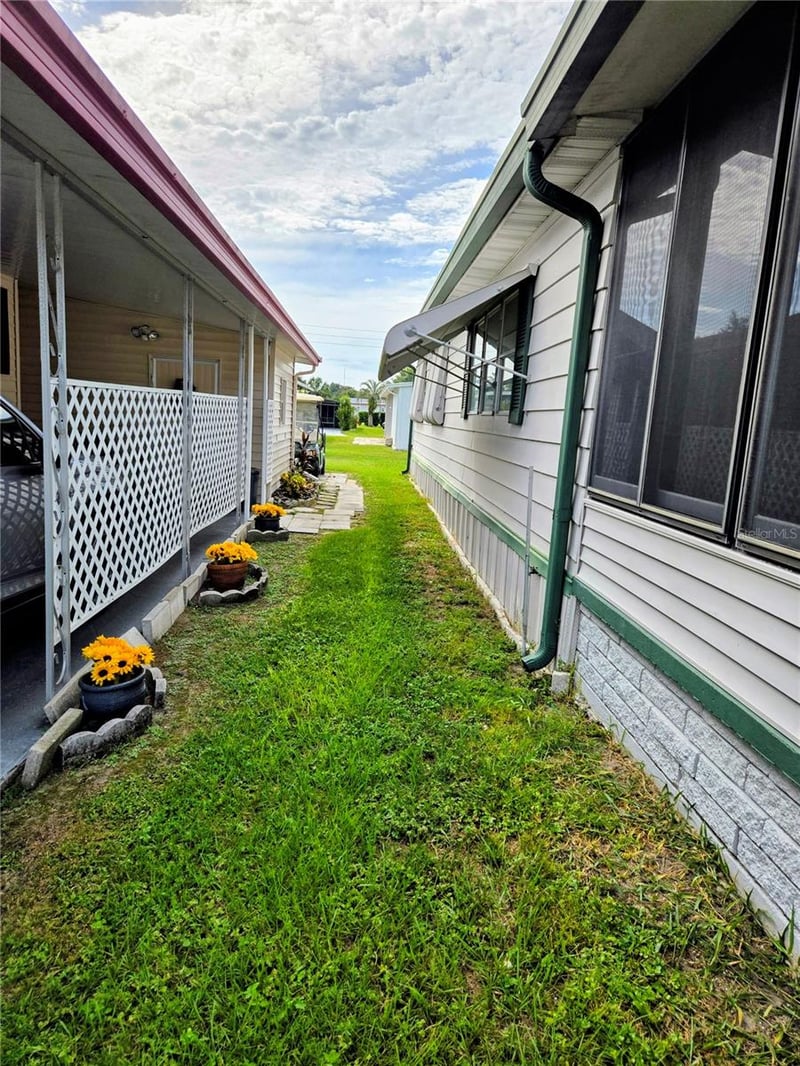 6245 Quality Ln, Zephyrhills, FL 33542