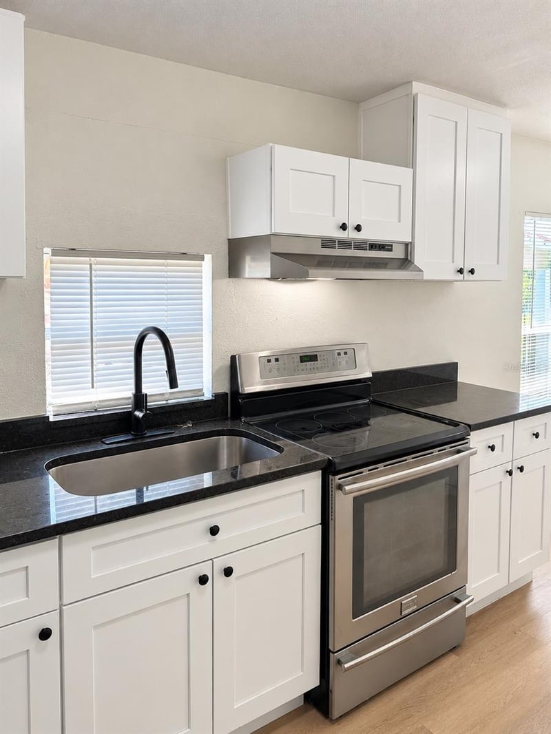 3403 Machado St, Tampa, FL 33605