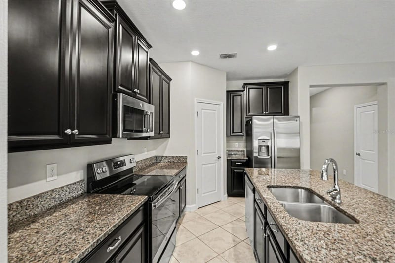 13220 Orca Sound Dr, Riverview, FL 33579