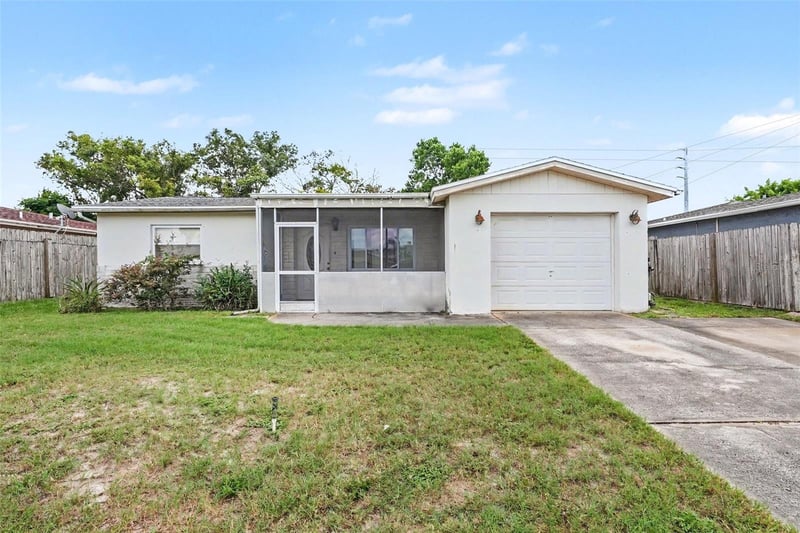 8130 Monarch Dr, Port Richey, FL 34668